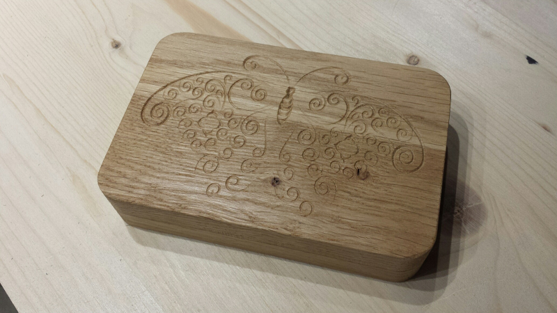 oakbox_carved